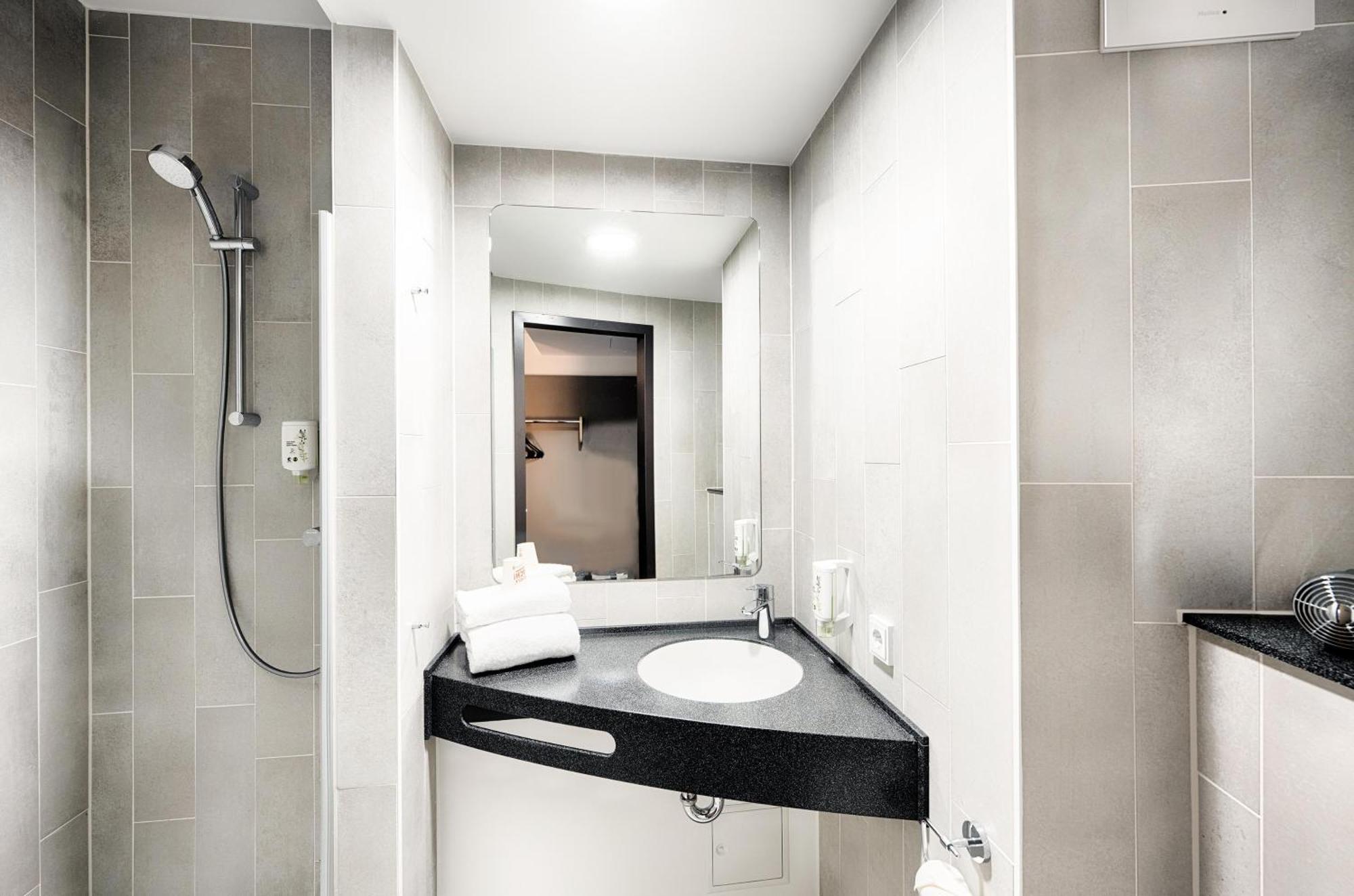 B&B Hotel Dresden City-Sued Luaran gambar